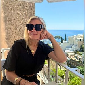 Meet your Posher, Dierdre